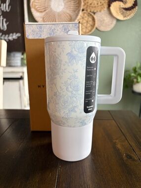 Hydrojug Traveler (20oz) in CHERISH! New! Limited Edition!